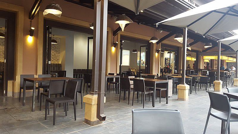 Bateleur Tapas Restaurant (The Hub)